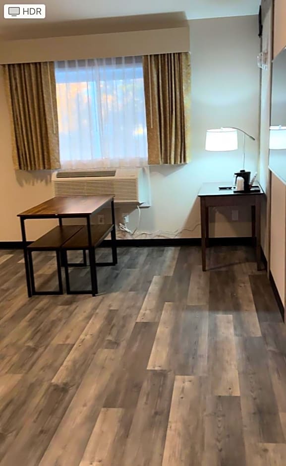 Days Inn by Wyndham Port Huron