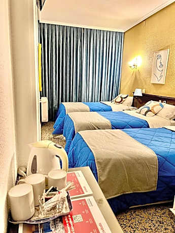 Twin Room with Extra Bed