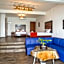 Seven Blue House Village & Lodge