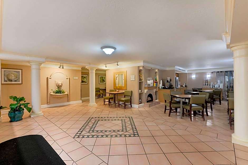 La Quinta Inn & Suites by Wyndham Cheyenne