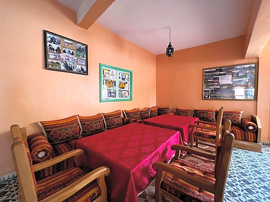 Hotel Izlane