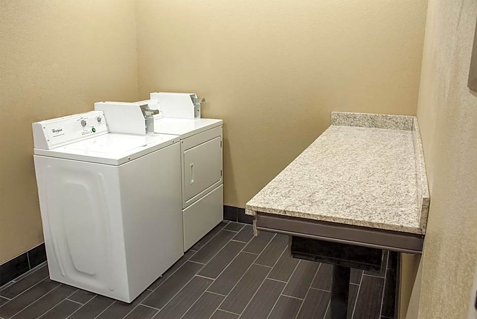 Comfort Inn & Suites Artesia