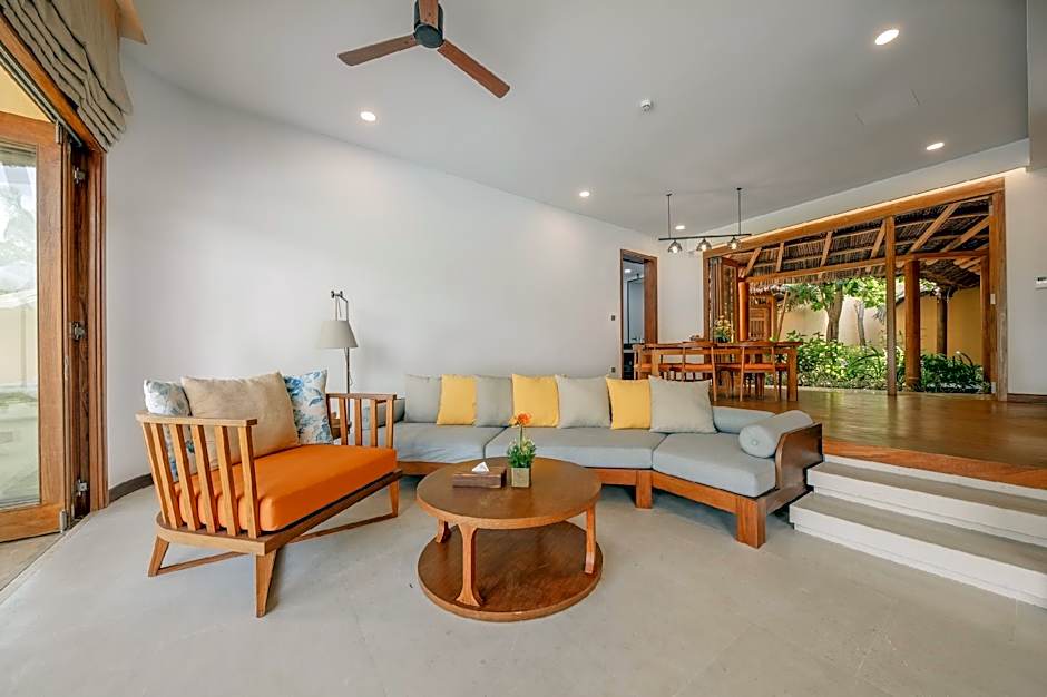 Photo 1 of 18 of Pool Villa 2 Bedroom, Beachfront