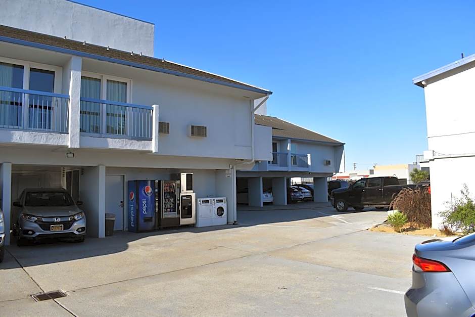 Sand Dollar Inn