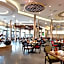 Holiday Inn Suites Kuwait Salmiya By IHG