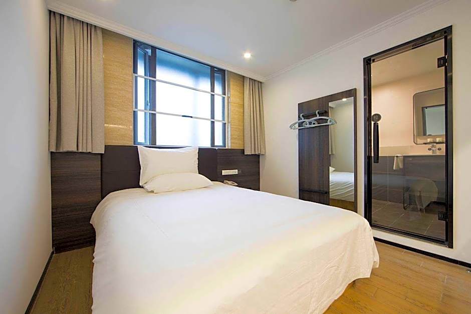 Hi inn Shanghai Bund & Renmin Road – Shanghai, DC