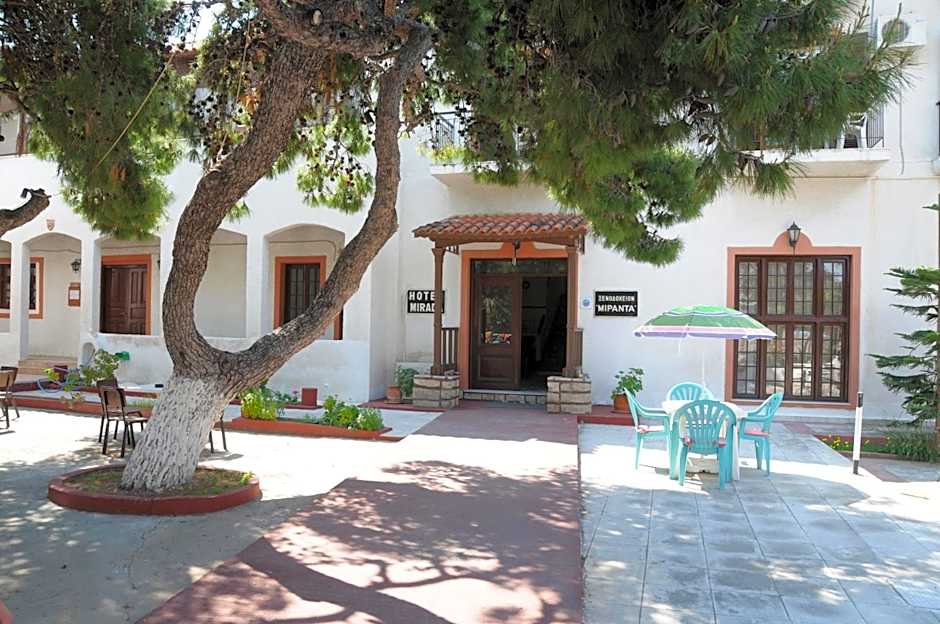 Miranta Hotel - Apartments & Studios