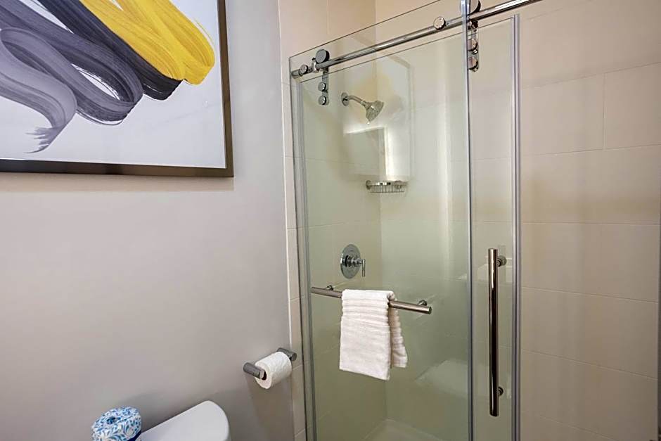 Comfort Inn & Suites River City Decatur