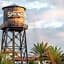 Wyndham Lake Buena Vista Disney Springs Resort Area