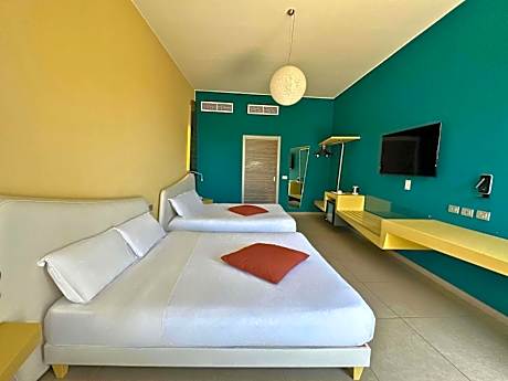 Classic Room with Two Queen Beds