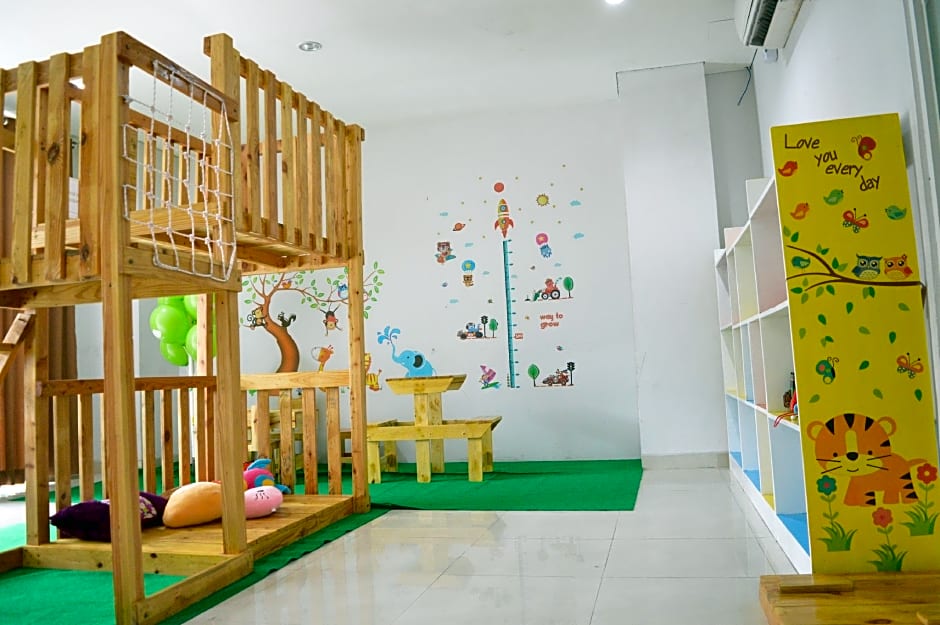 Lorin Syariah Solo Hotel