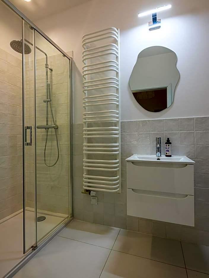 Tyzenhauz Suites Topolowa