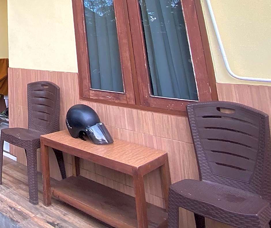 OYO Life 93407 Kos Sweta