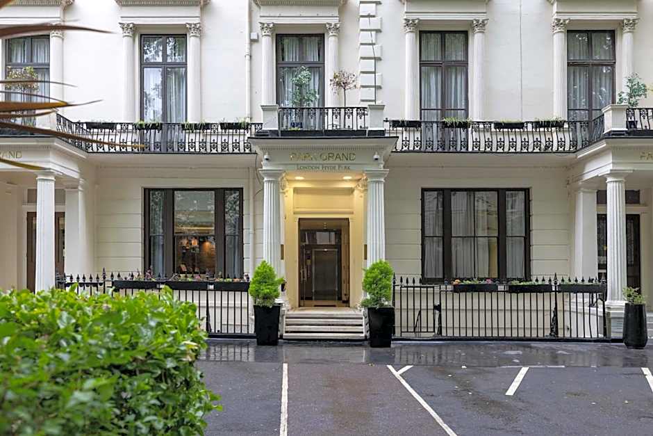 Park Grand Hyde Park