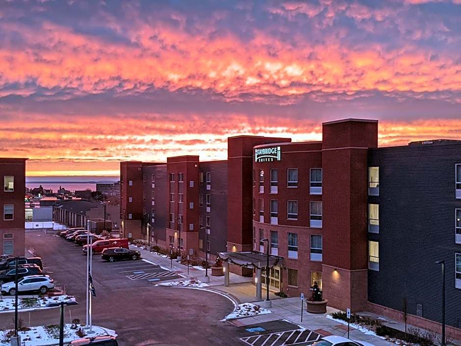 Staybridge Suites Marquette By IHG