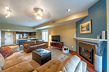 1 Bedroom Condominium