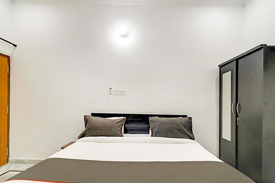 Collection O Bj Residency Near Botanic Garden Of Indian Republic – Noida, DC