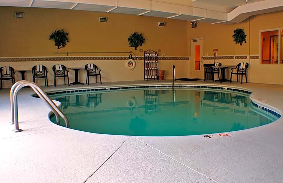 Travelodge by Wyndham Knoxville West