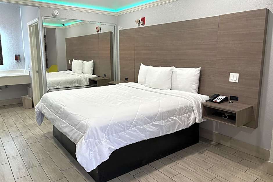 Kiwi Inn Capital O Houston - Hwy 249