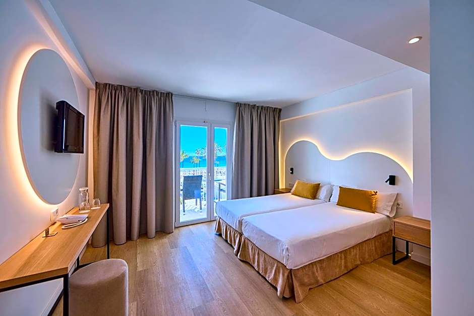 Universal Hotel Bikini