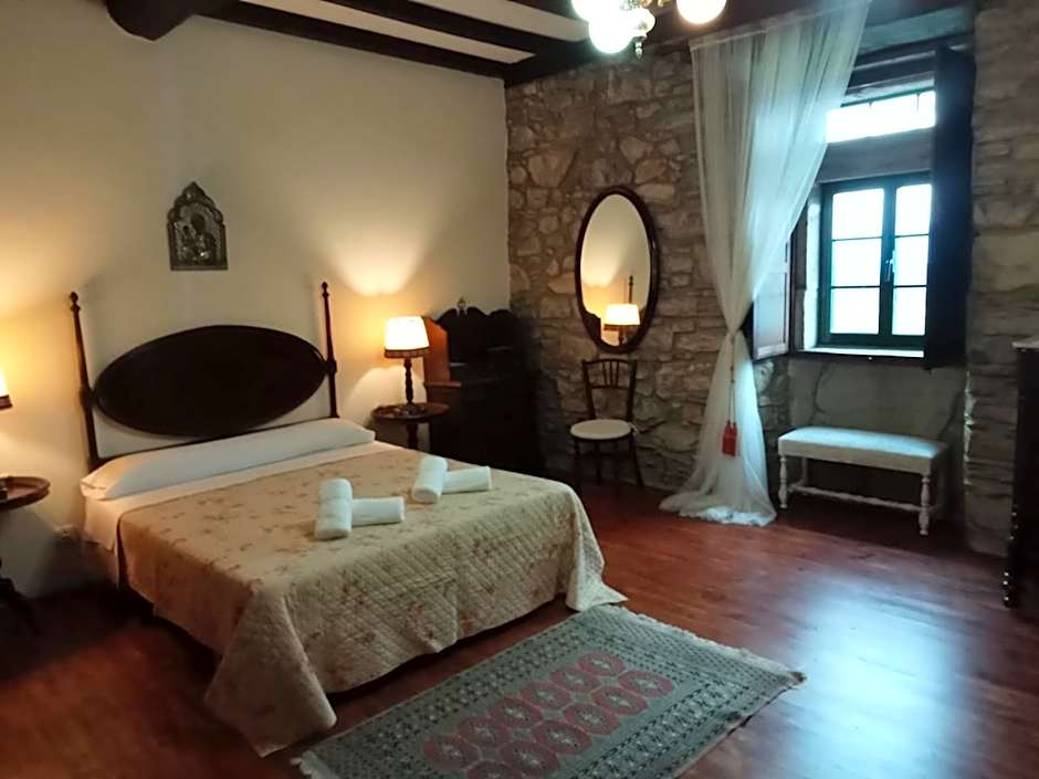 Palacio de Cantiz "Reserva de Ancares"