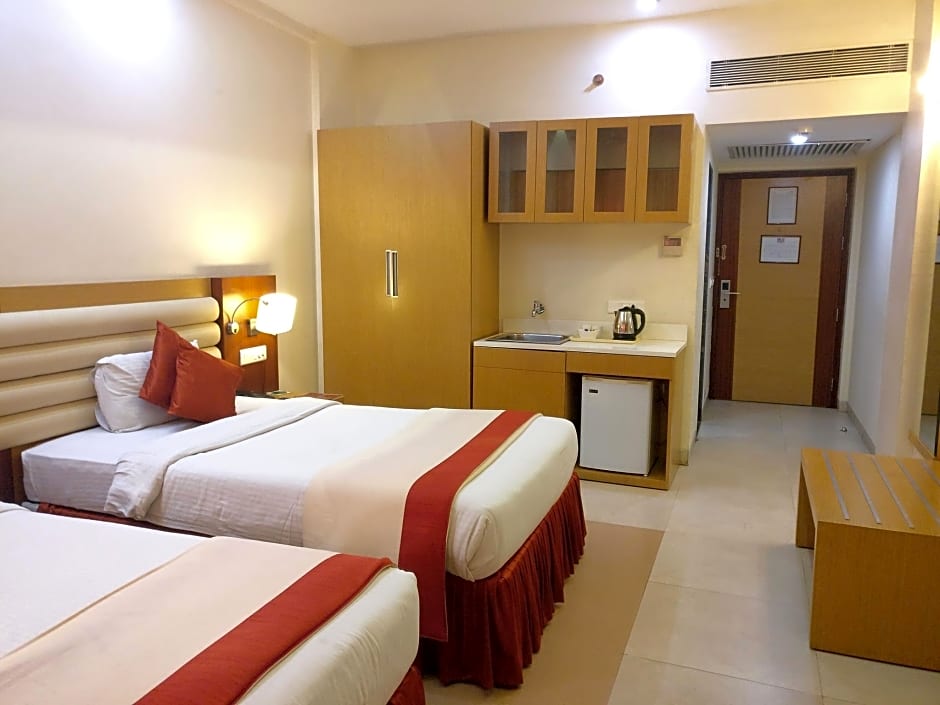 Hotel MB International - PALACE SIDE