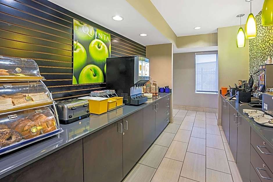Staybridge Suites Spring - Woodlands Area