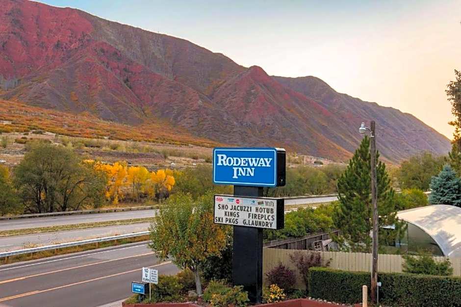 Rodeway Inn Glenwood Springs Area – Glenwood Springs, CO