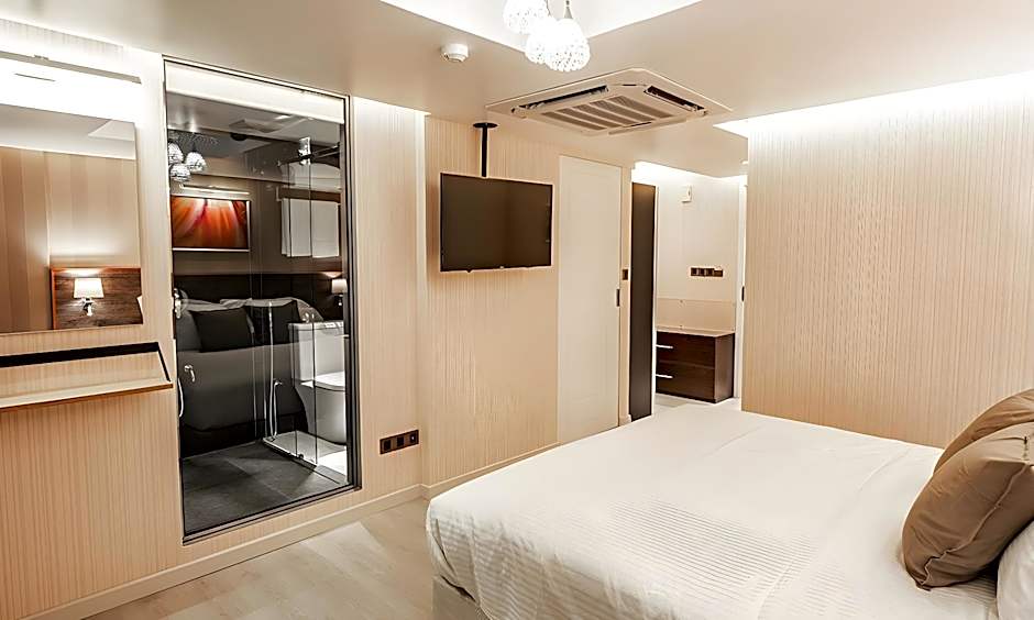 Amina Residency - Luxury Stay
