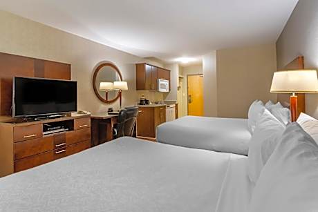 Queen Room with Two Queen Beds - Non-Smoking