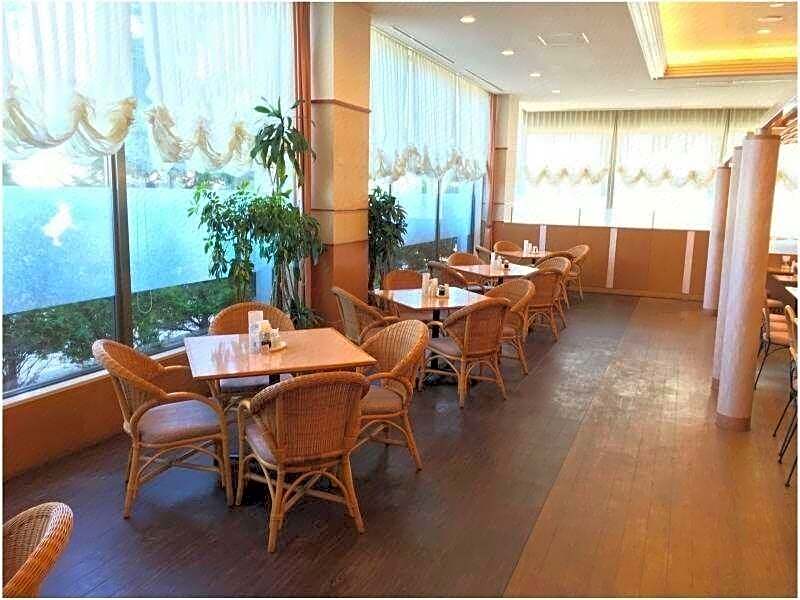 Hotel Okhotsk Palace