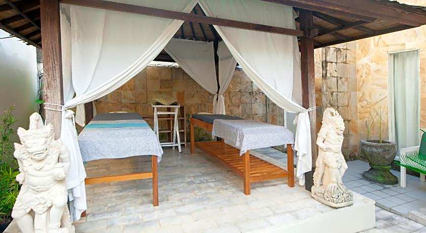 Bali Court Hotel & Apartment