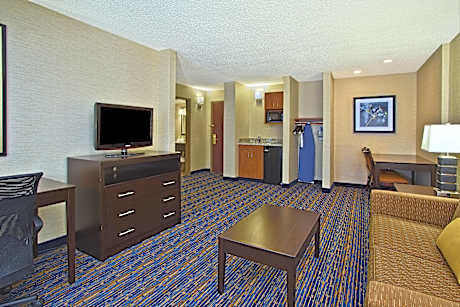 1 King Suite