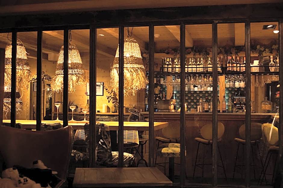 Chalet-Hotel Les Cimes