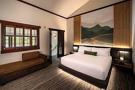 Two-Bedroom Suite with Lake View