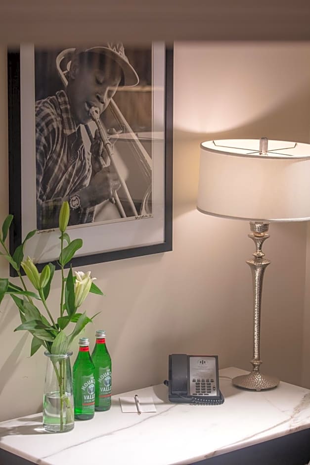 International House Hotel