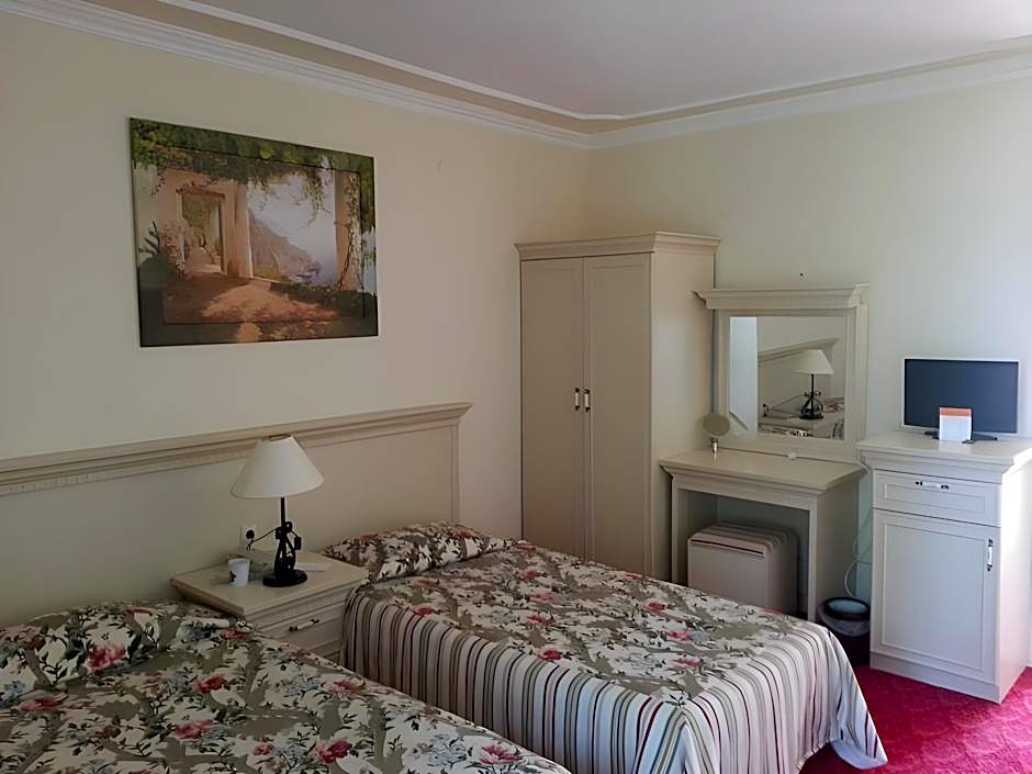 Photo 1 of 11 of Standard 2 Beds