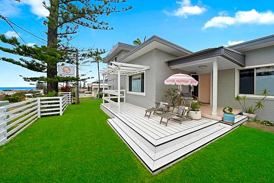 Little Palm Cabins