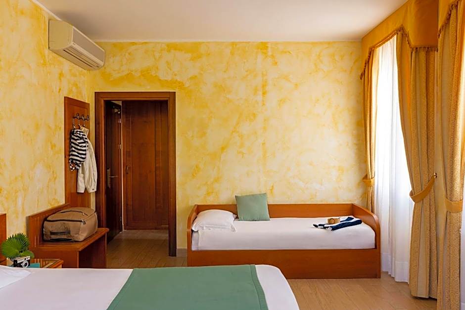 Hotel & Residence Venezia 2000