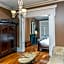Lamothe House Hotel