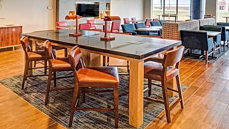 Holiday Inn Express Hotel and Suites Corsicana I-45 By IHG