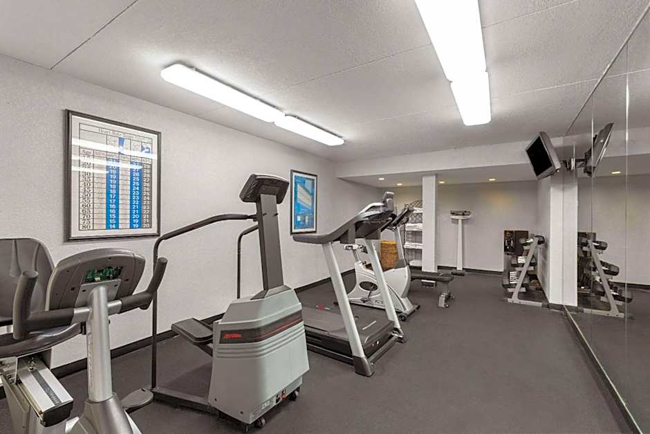 Wingate by Wyndham Kansas City