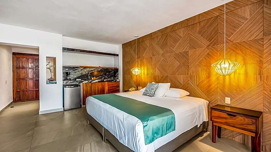 Marboka Hotel & Suites