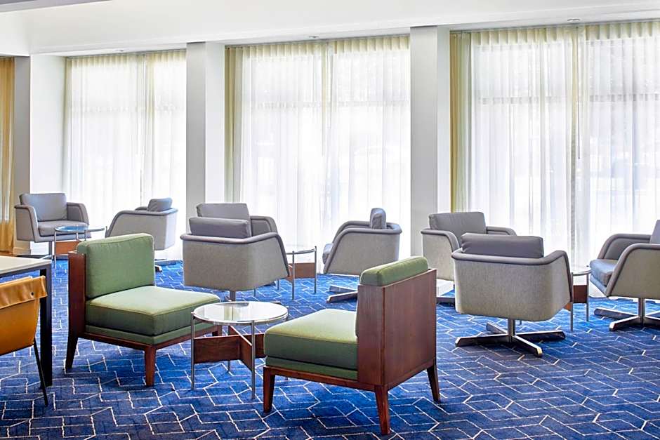 Courtyard by Marriott Memphis Airport