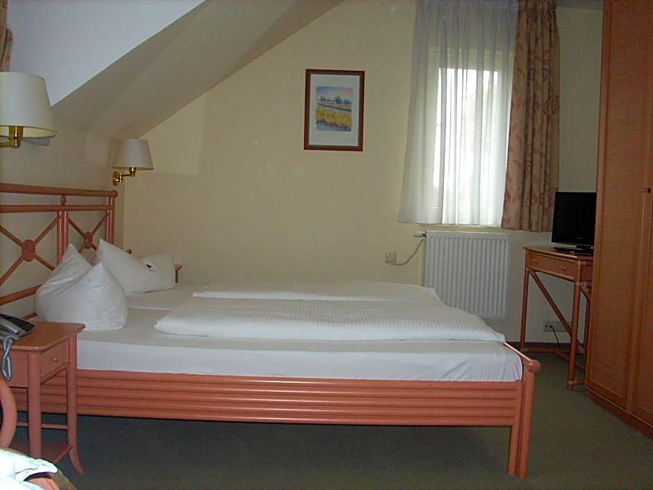 Hotel am Wariner See