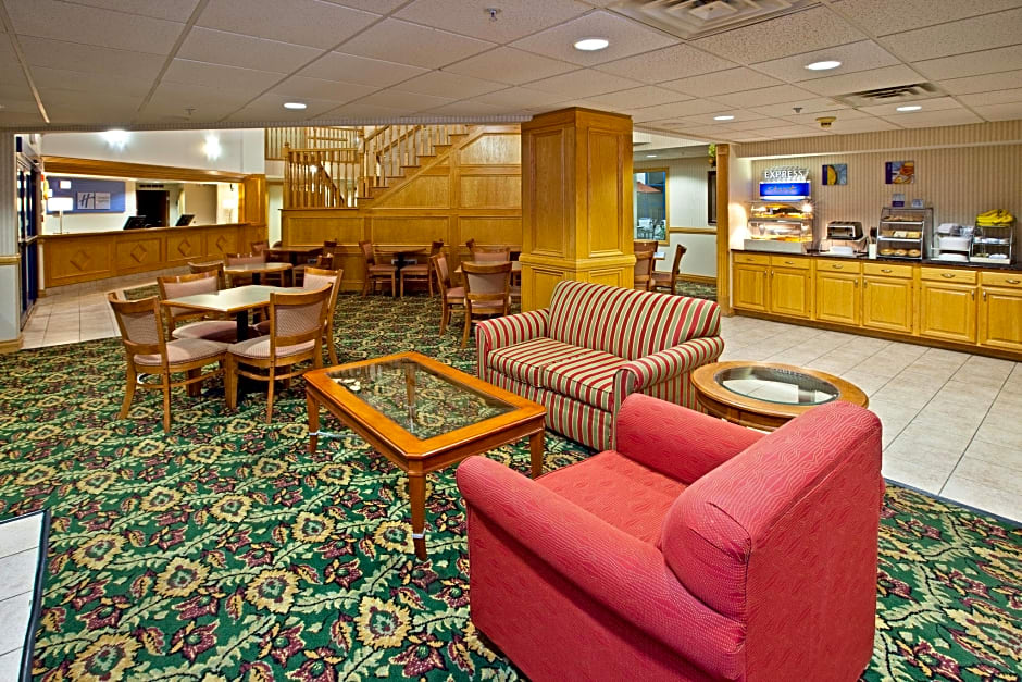 Holiday Inn Express Scottsburg By IHG