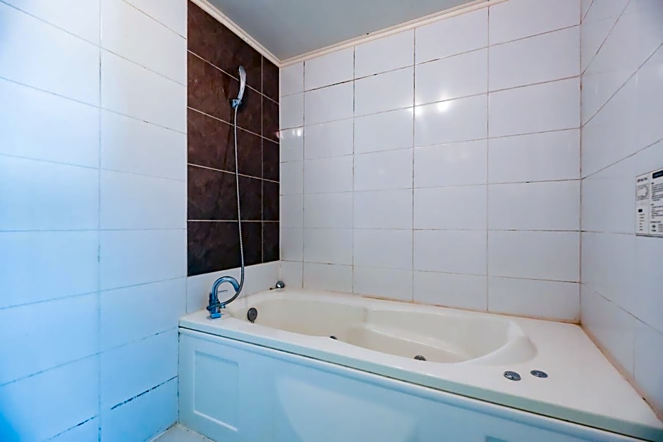 Hotel Charlot Castle