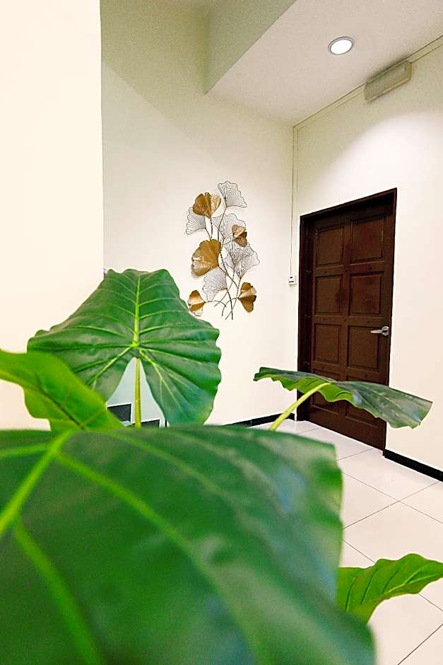 Golden Roof Hotel Falim Ipoh