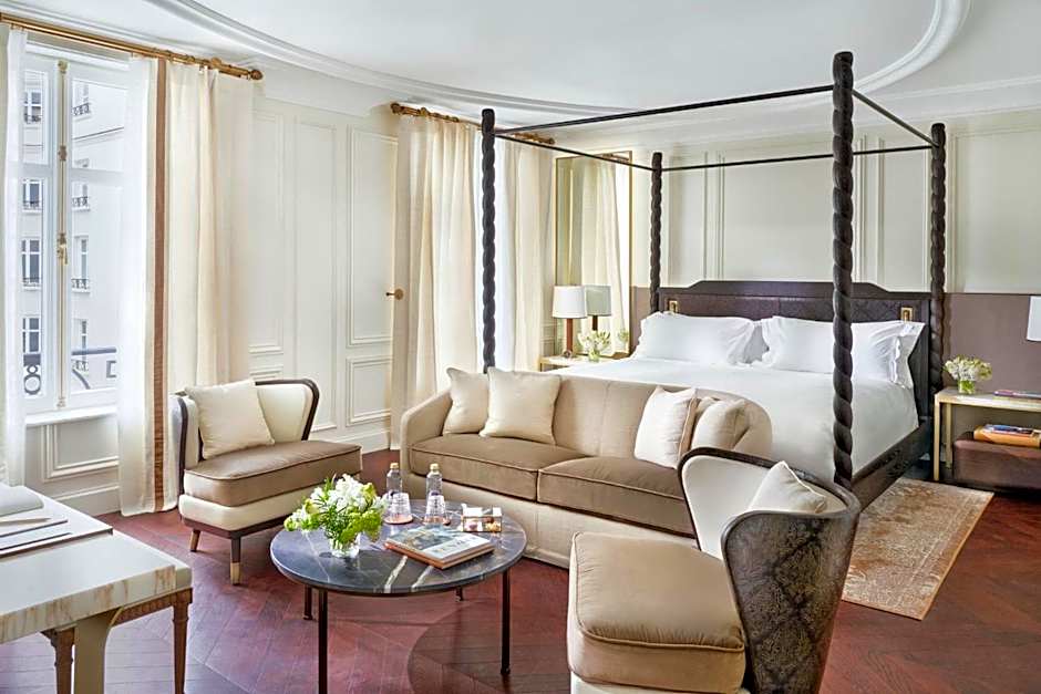 Photo 1 of 5 of Junior Suite