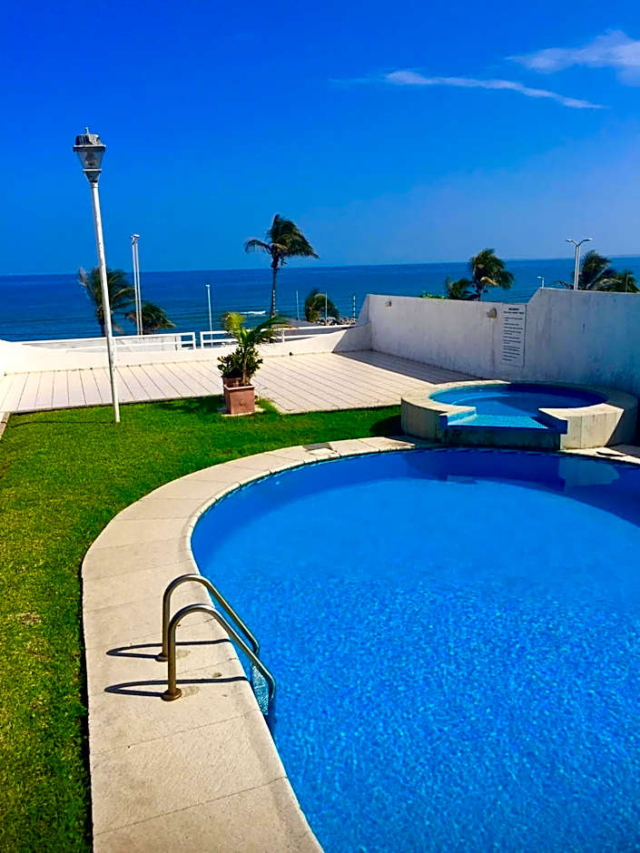 Apartamento vista al mar